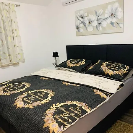 L&l&l Apartment *